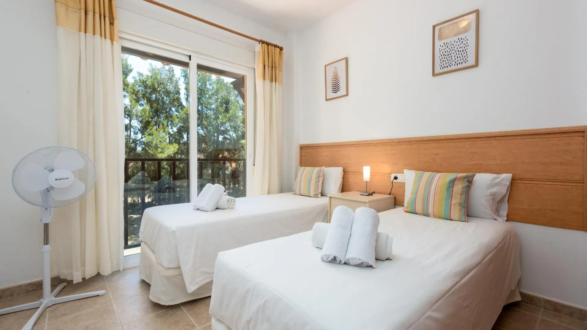 Casares Del Sol 2100 Apartment Spain